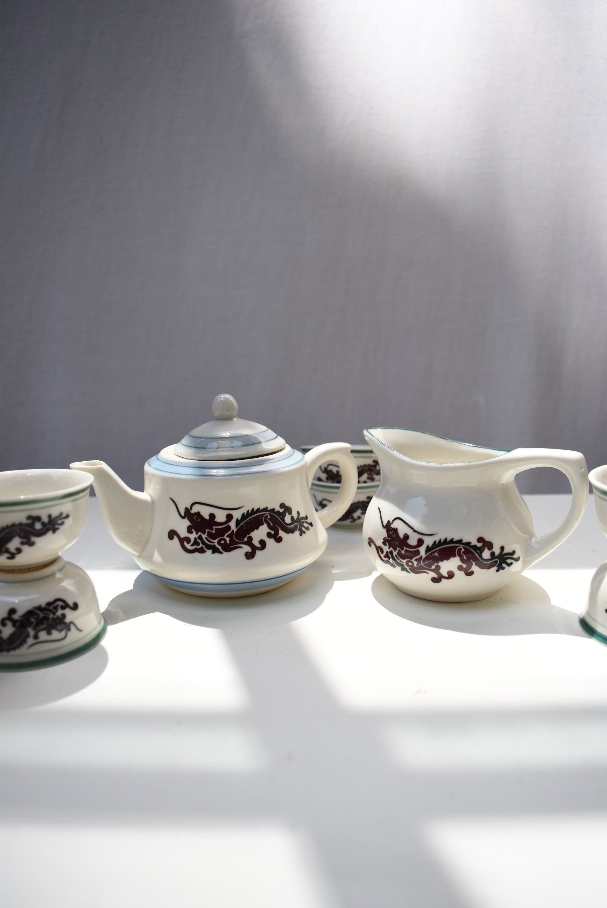 Chinese Chameleon Dragon Tea Set